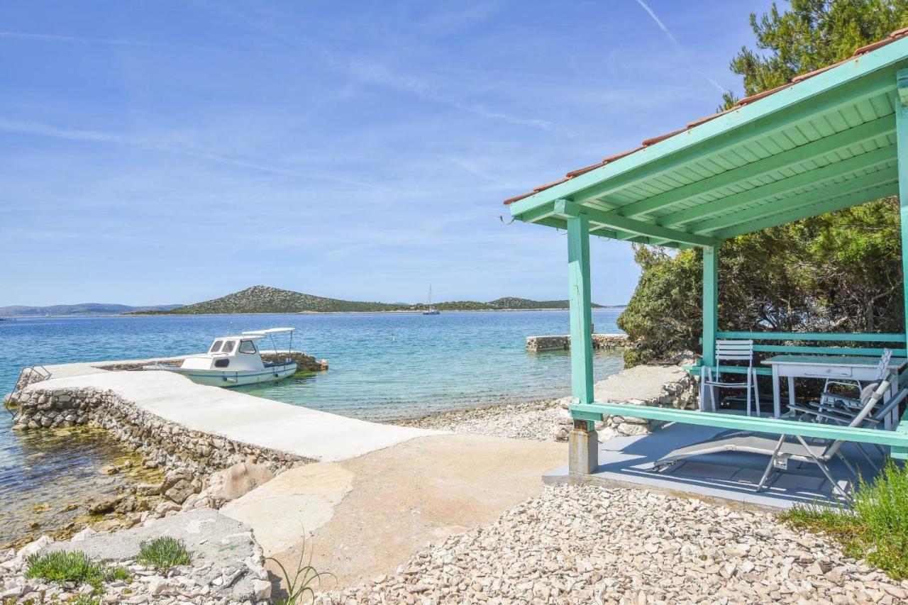 House Oliva Villa Tkon Exterior photo
